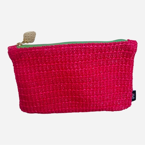 Ipsy vibrant hot pink make up glam bag March 2025 zipper plastic fabric - Picture 2 of 7